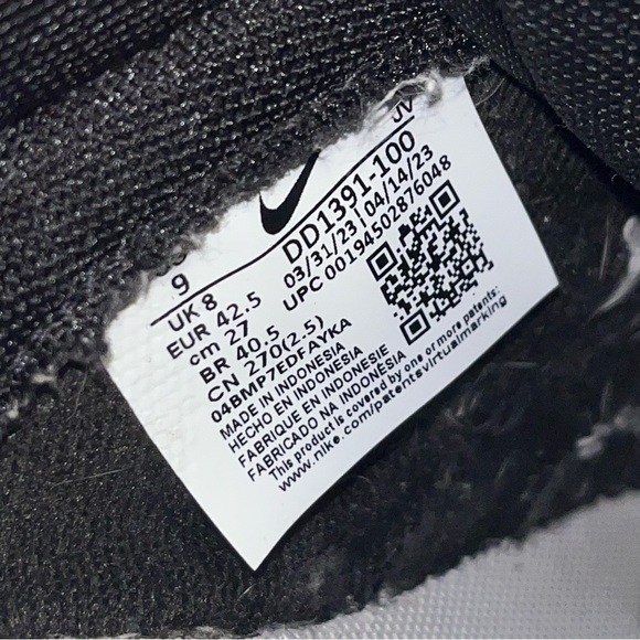 Nike dunk pandas, men’s size 9, good condition - Picture 9 of 9